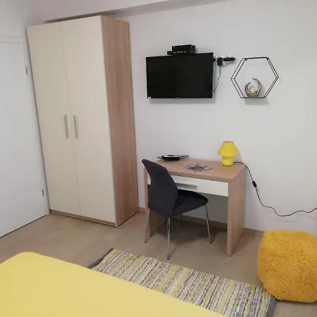 Kalelarga 4 Apartament *