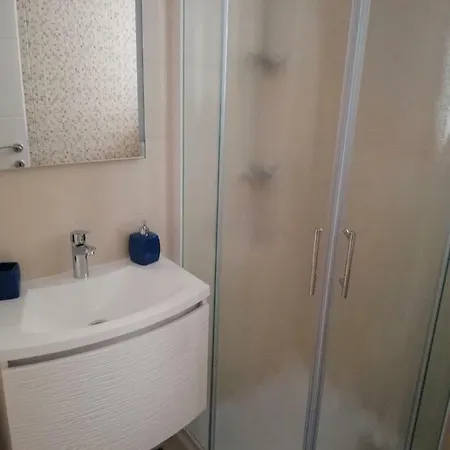 Kalelarga 4 Apartament